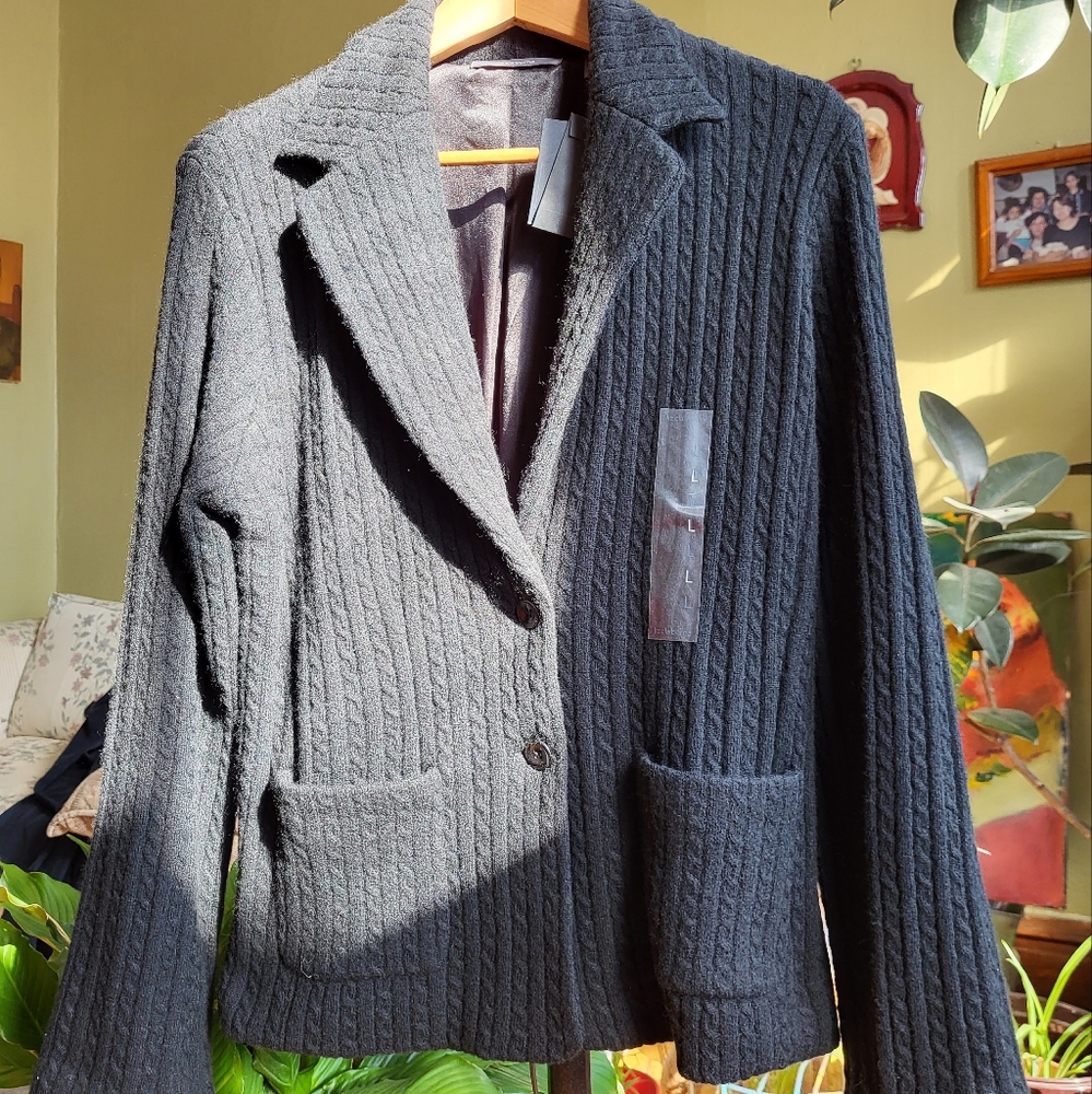 Liz Claiborne black blazer